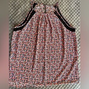 Cute, lightweight summer shirt.